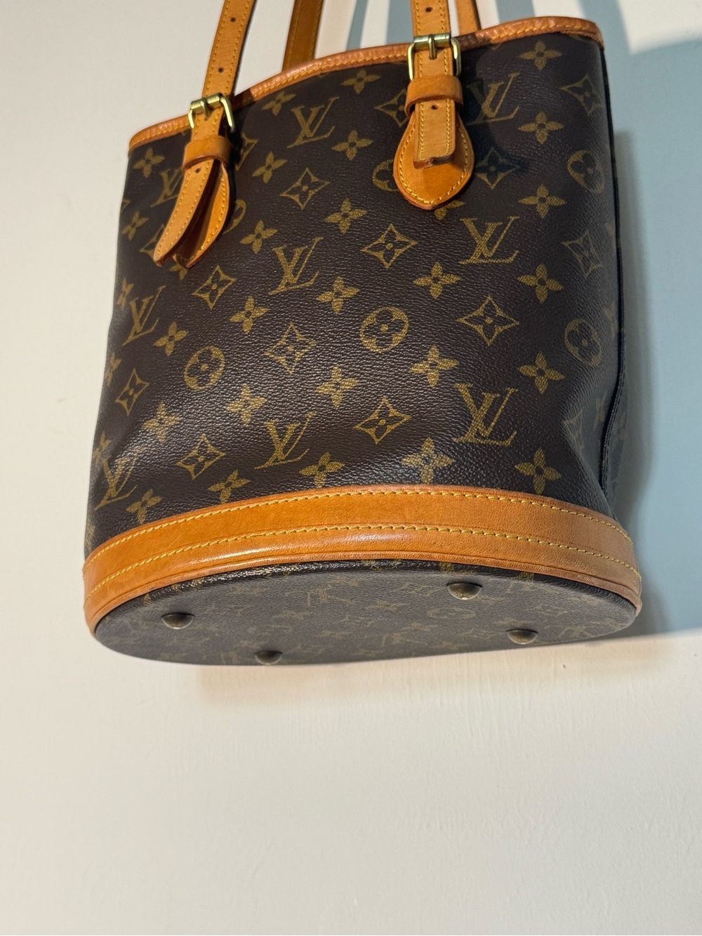 Louis Vuitton Monogram Petit Bucket PM Shoulder Bag + Pouch - Picture 5 of 12